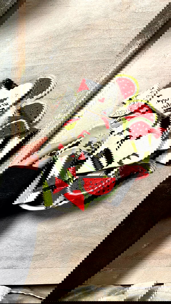 _femalien image ~ Altpins