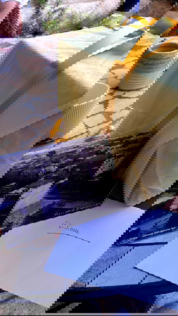 _femalien image ~ Altpins