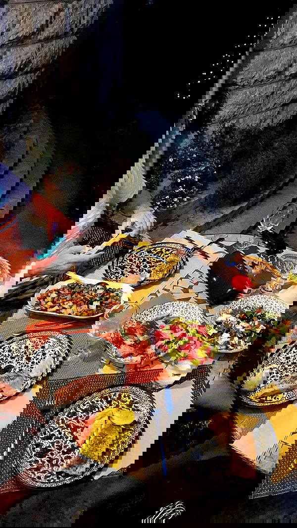 _femalien image ~ Altpins