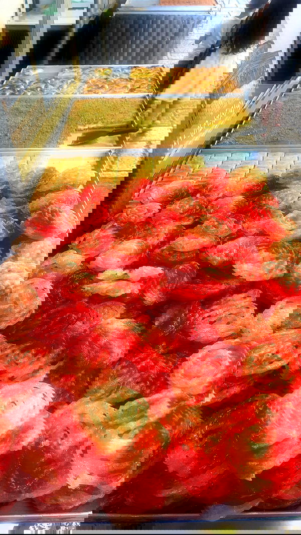 _femalien image ~ Altpins