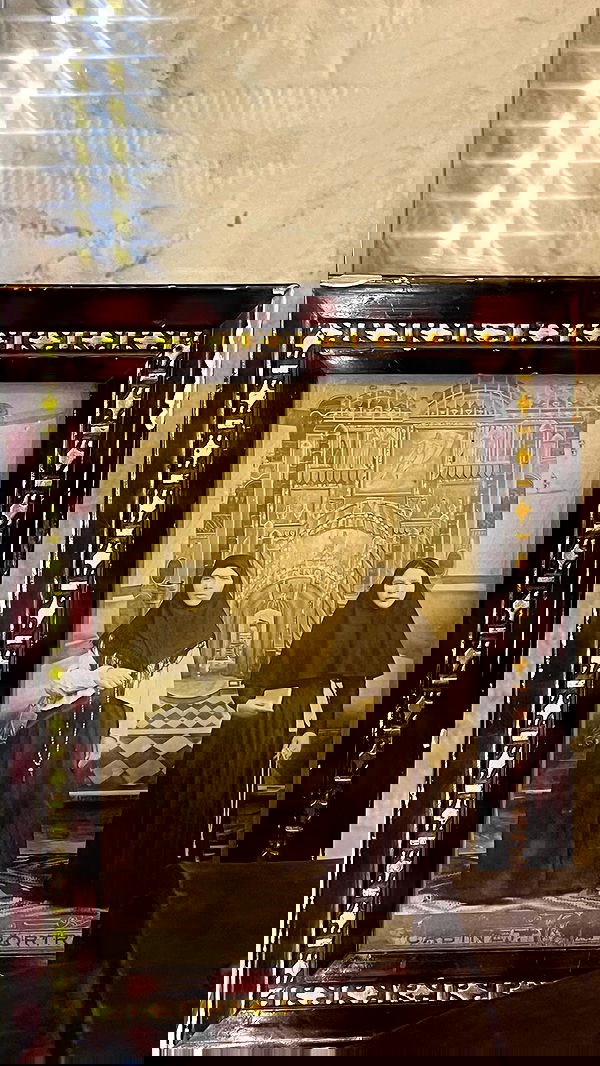 _femalien image ~ Altpins