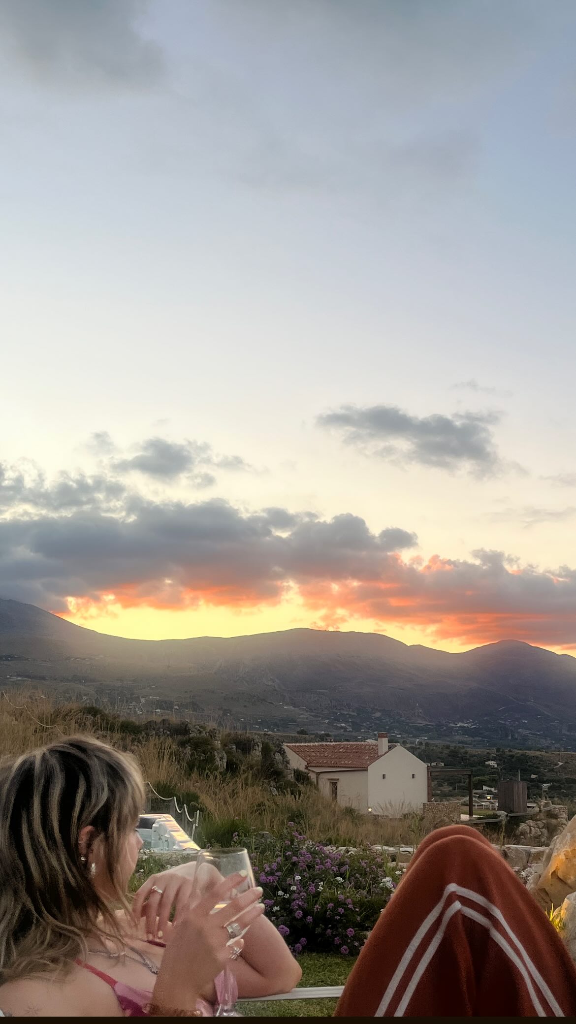 _femalien instagram image archive image