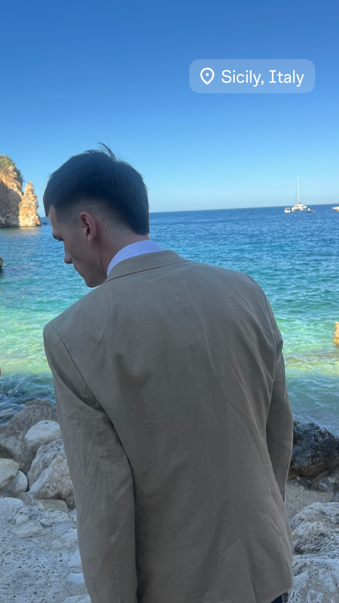 _femalien instagram image archive image