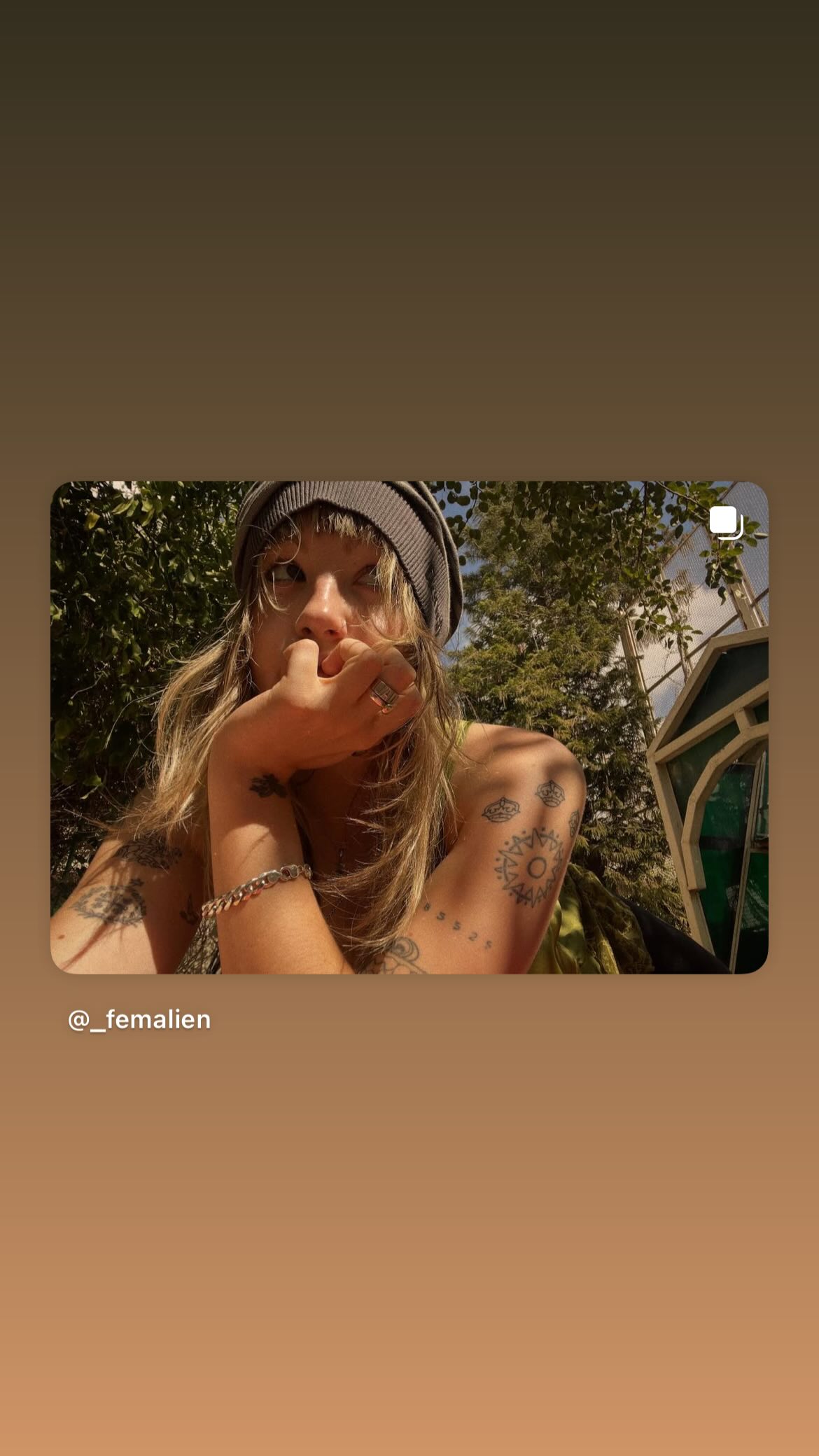 _femalien instagram image archive image