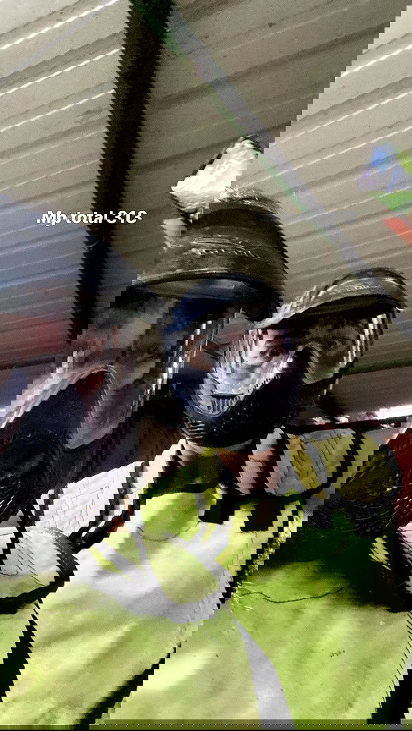 _hilaluu image ~ Altpins