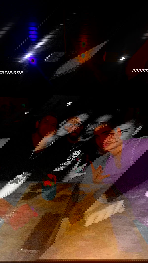 _hilaluu image ~ Altpins