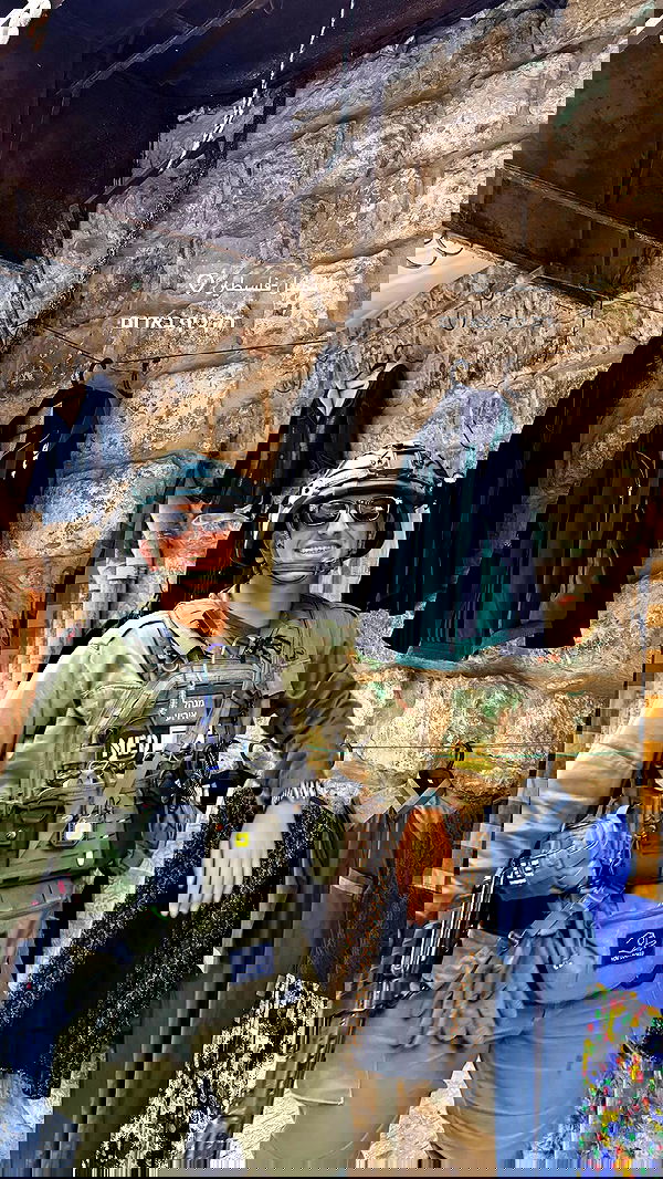 _hilaluu image ~ Altpins