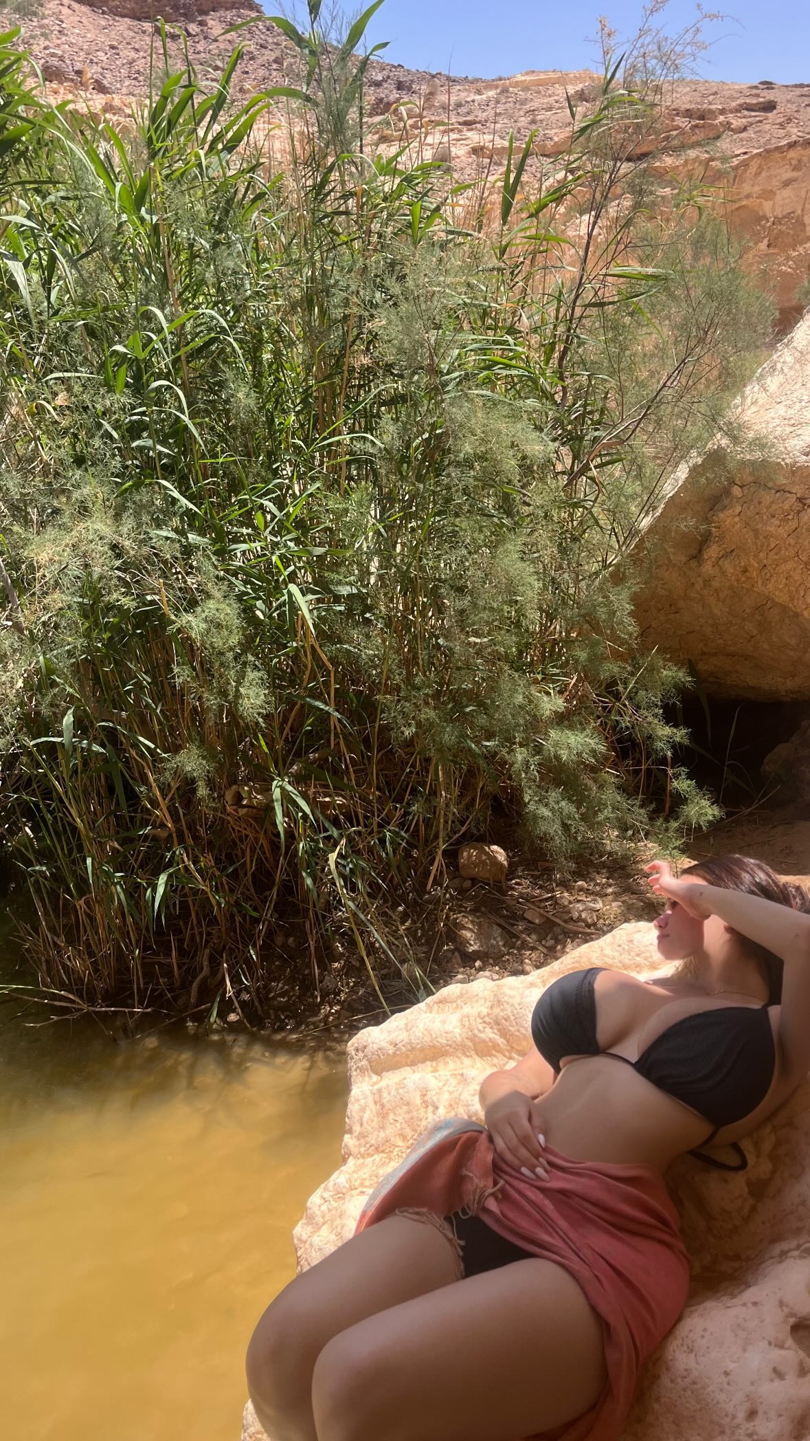 _hilaluu instagram image archive image