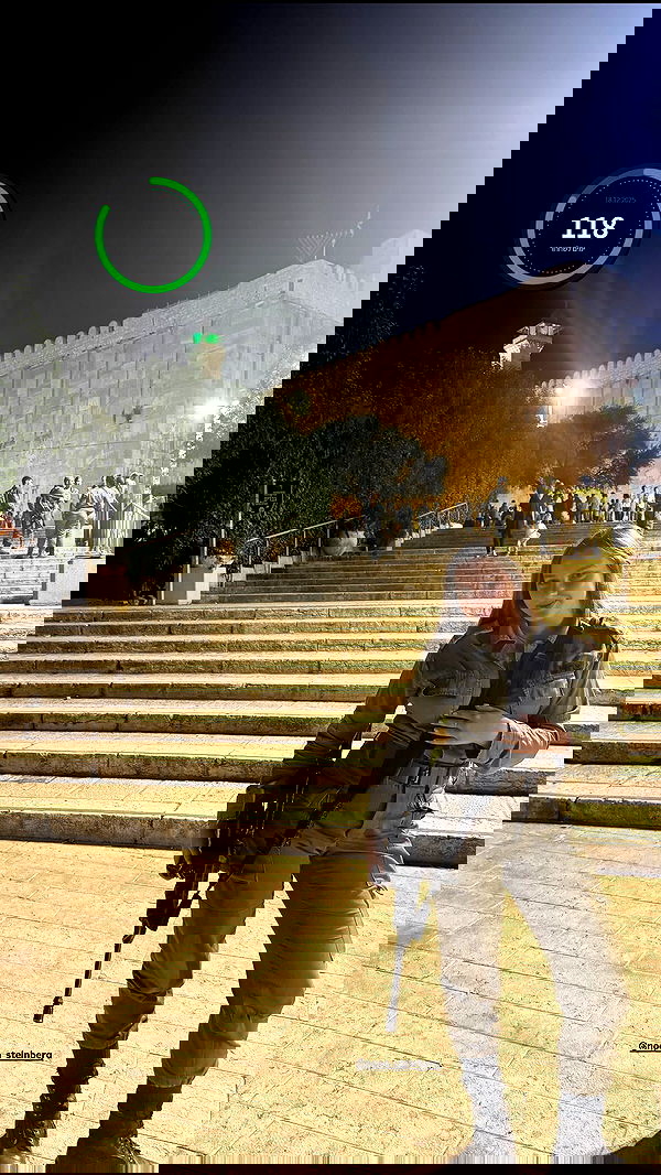 _hilaluu image ~ Altpins