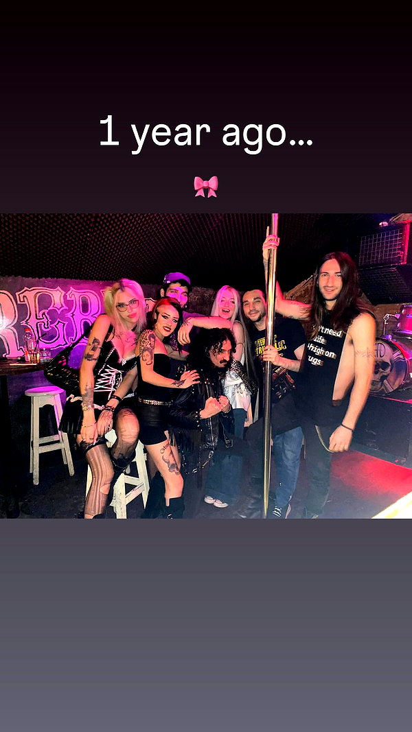 _shaybar._ instagram image archive image