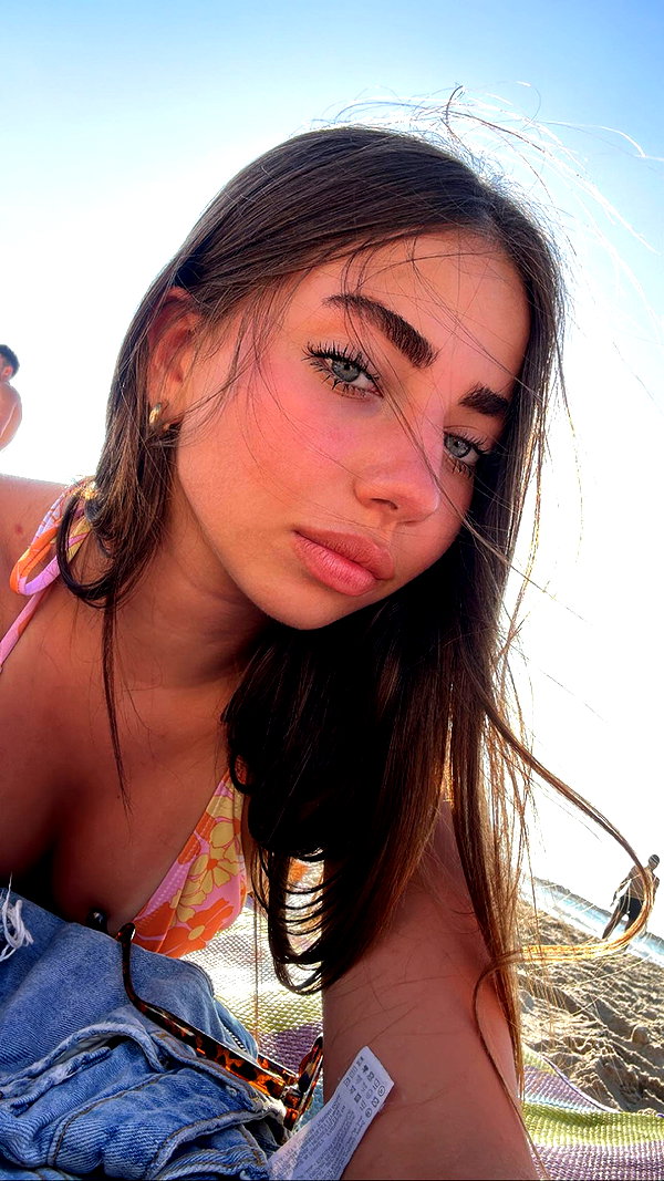 agam__mallka instagram image archive image