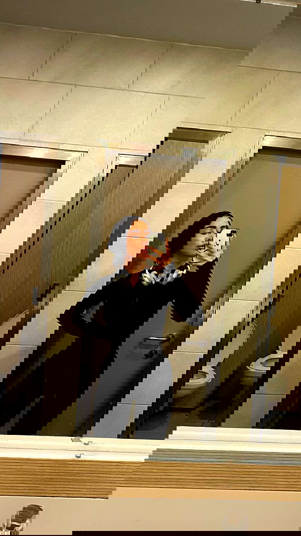 agambuzaglo122 image ~ Altpins