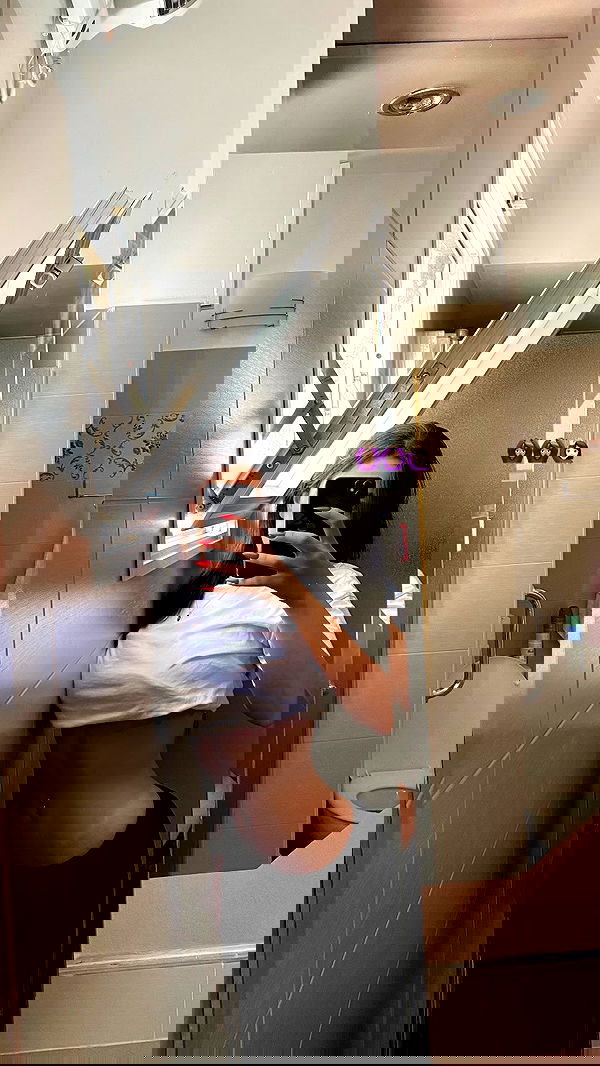 agambuzaglo122 image ~ Altpins