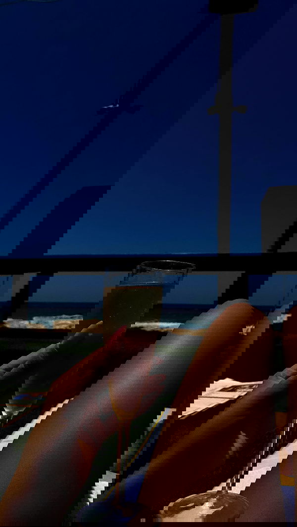 agambuzaglo122 image ~ Altpins