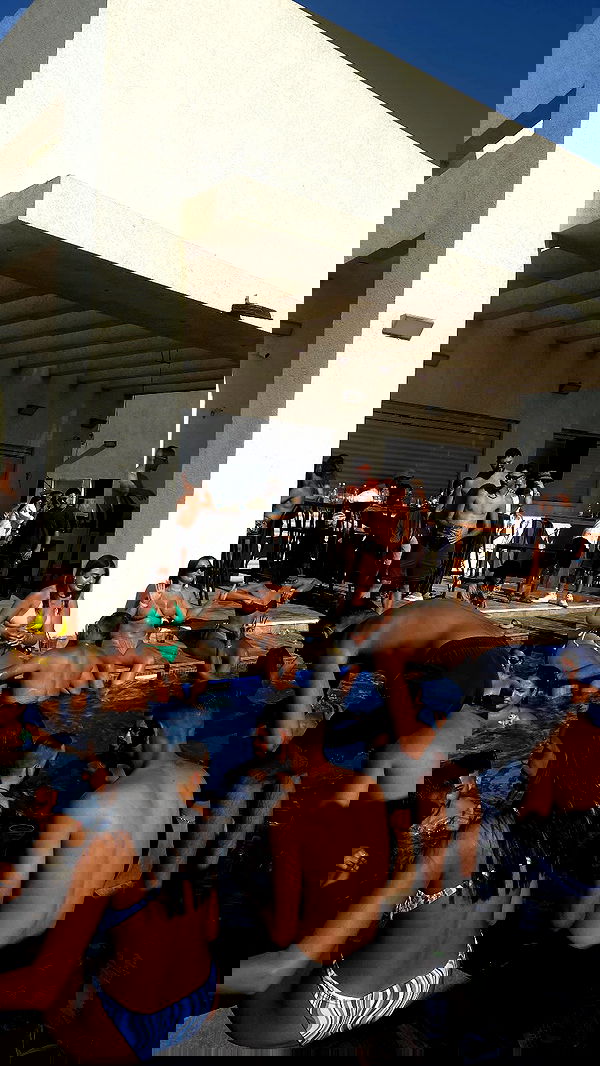 agambuzaglo122 image ~ Altpins