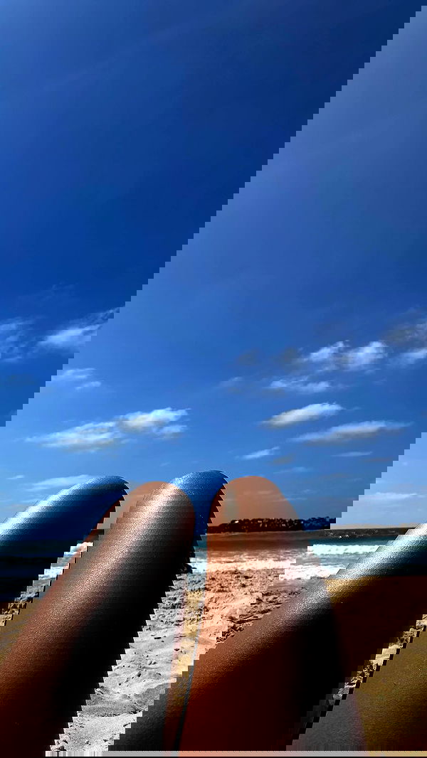 agambuzaglo122 image ~ Altpins