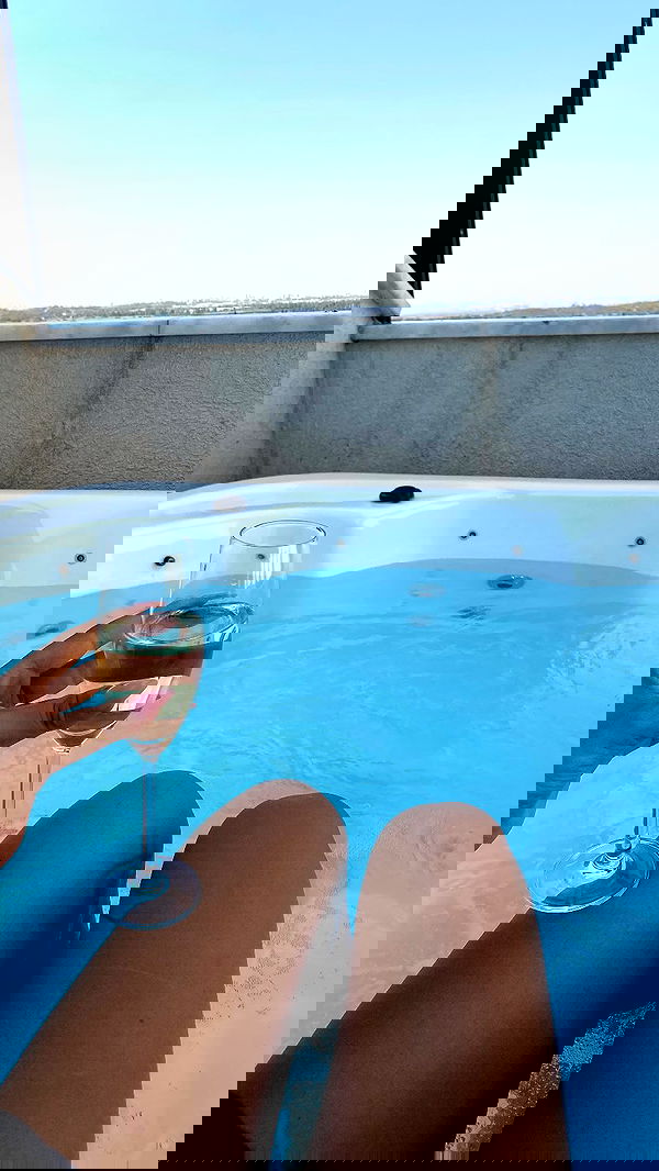 agambuzaglo122 image ~ Altpins