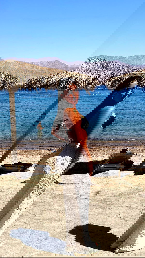 agambuzaglo122 image ~ Altpins