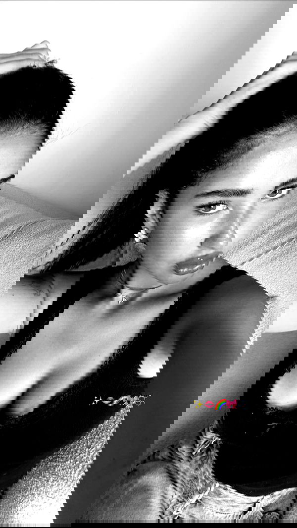 agambuzaglo122 image ~ Altpins