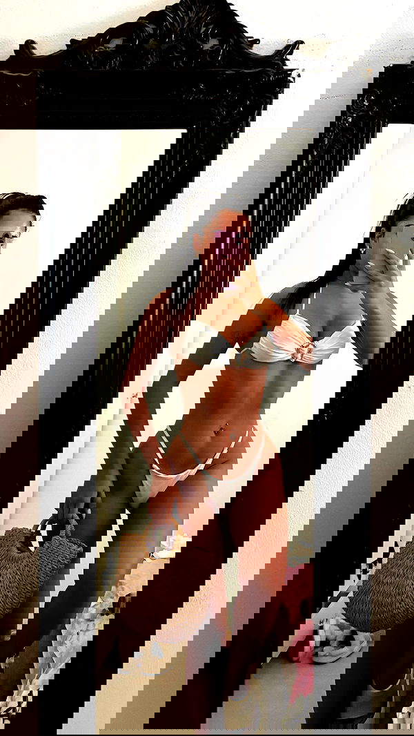 agambuzaglo122 image ~ Altpins