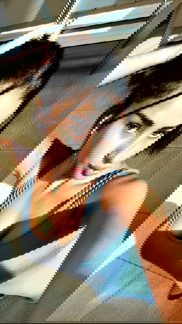 agambuzaglo122 image ~ Altpins