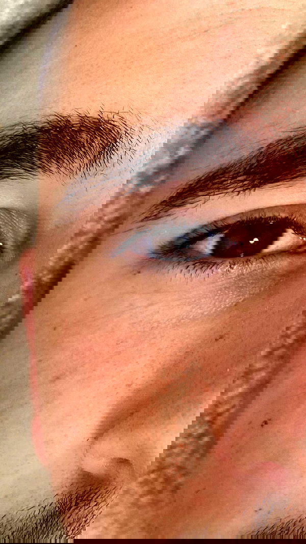 agambuzaglo122 image ~ Altpins