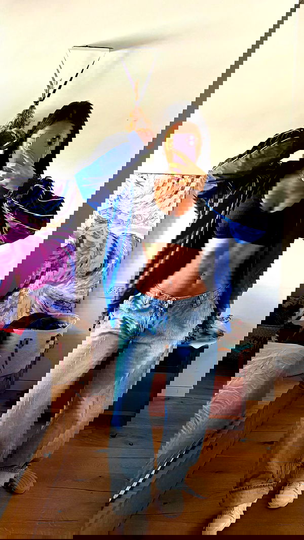 agambuzaglo122 image ~ Altpins