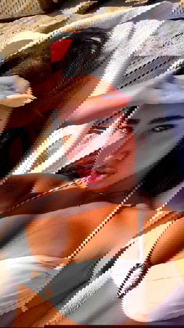 agambuzaglo122 image ~ Altpins