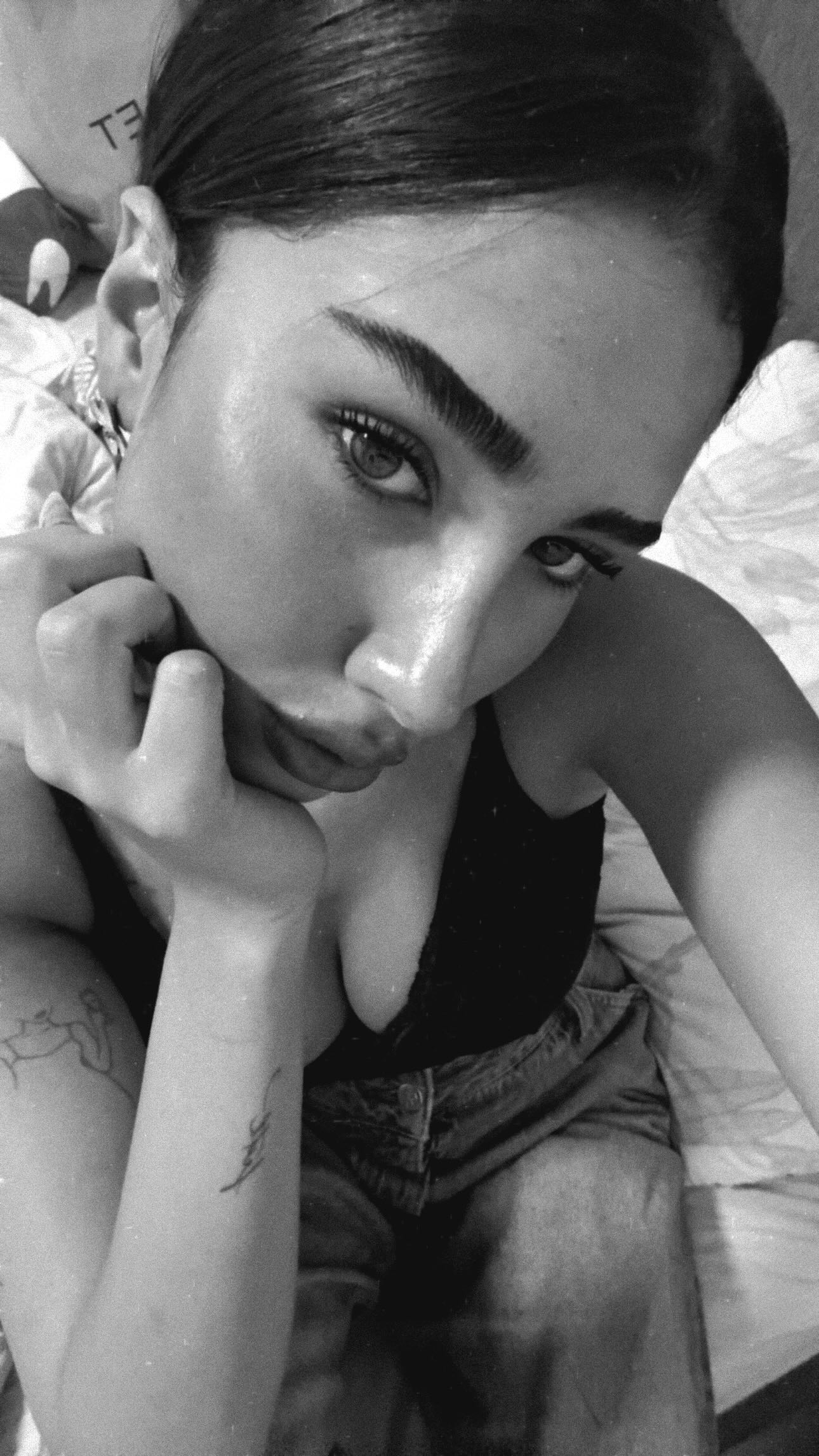 agambuzaglo122 instagram image archive image