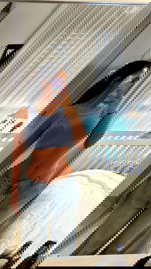 agambuzaglo122 image ~ Altpins