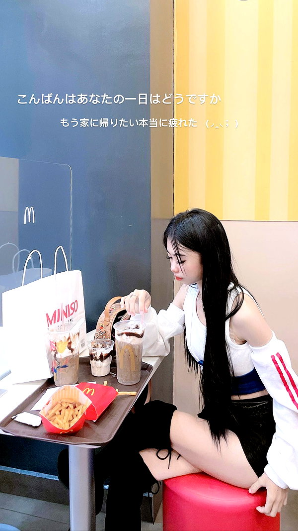akariiiiiiiu instagram image archive image
