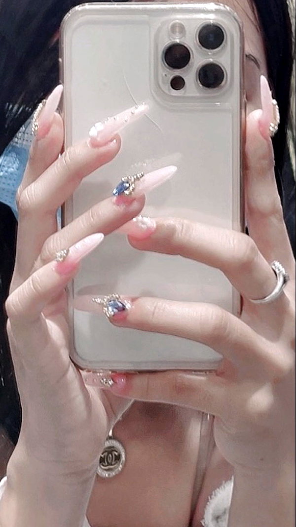 akariiiiiiiu instagram image archive image