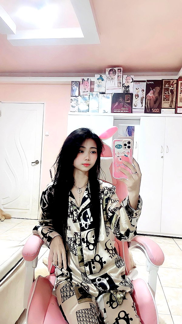 akariiiiiiiu instagram image archive image