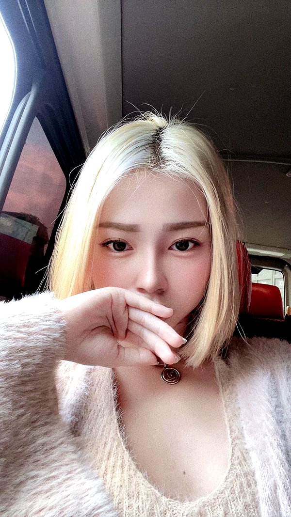 akariiiiiiiu instagram image archive image