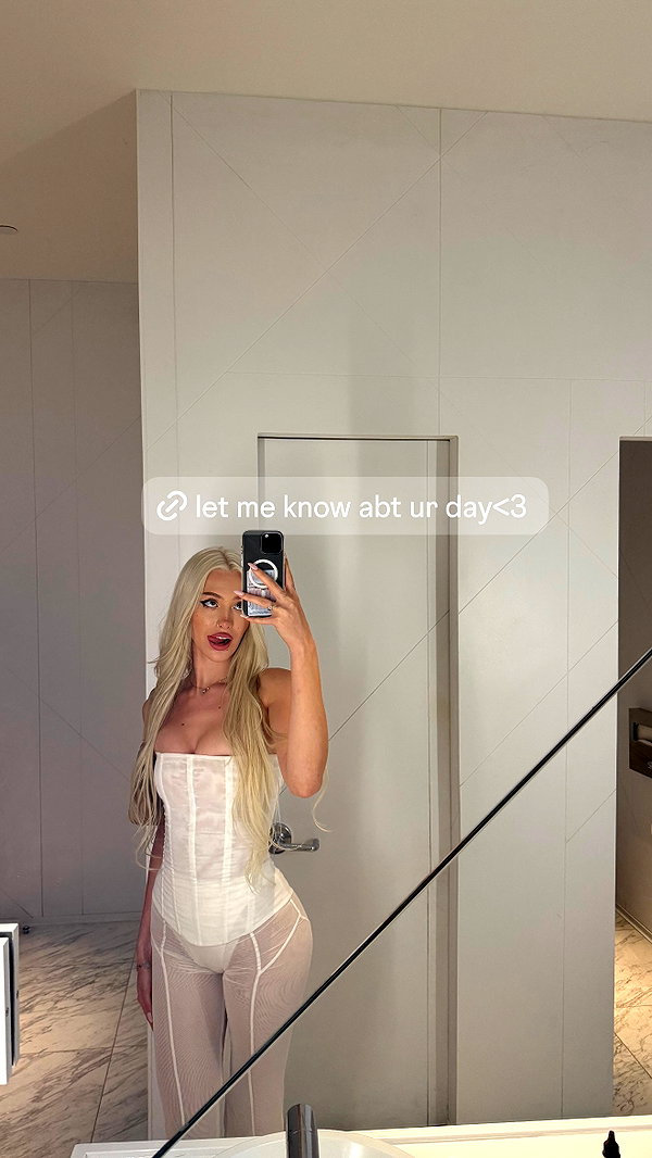 aleksandraverse instagram image archive image