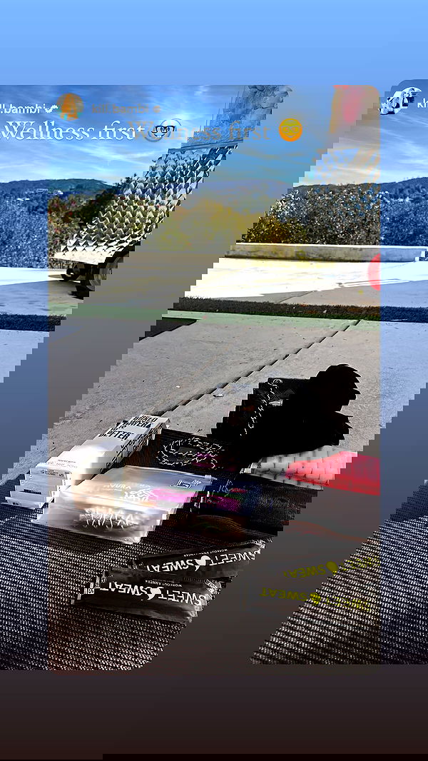 alexandramarianna alexandramarianna archive image