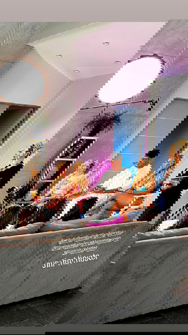 alexandramarianna alexandramarianna archive image