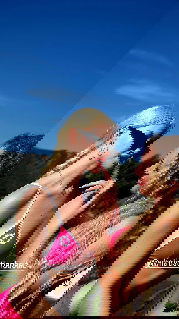 alexandramarianna alexandramarianna archive image