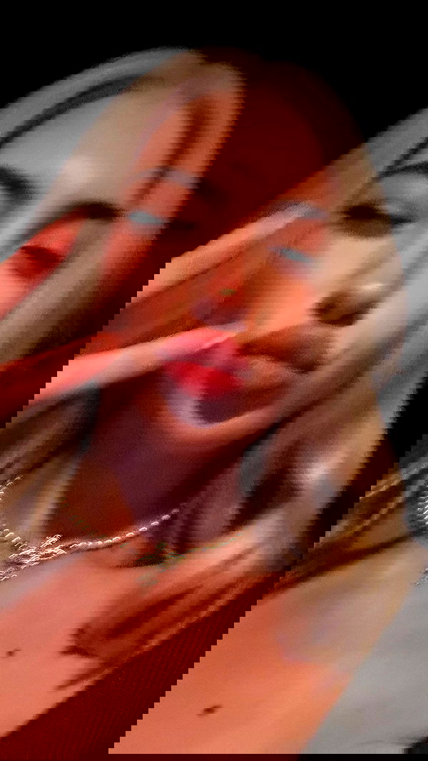 alexandramarianna alexandramarianna archive image