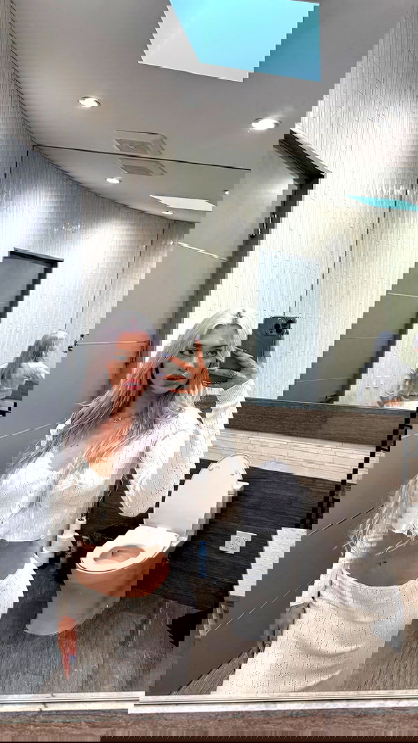 alexandramarianna alexandramarianna archive image