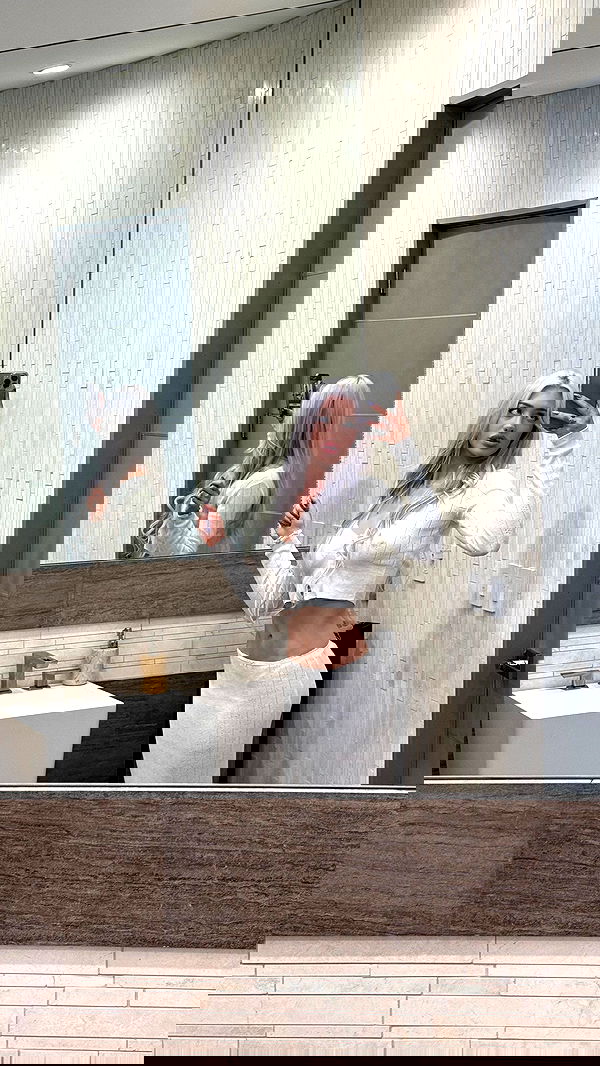 alexandramarianna alexandramarianna archive image