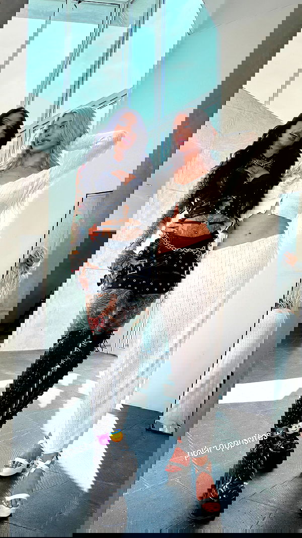 alexandramarianna alexandramarianna archive image