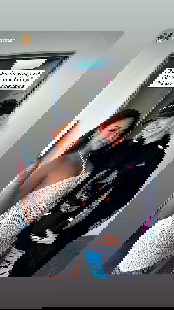 alexandramarianna alexandramarianna archive image