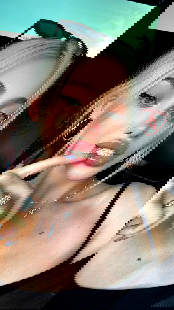 alexandramarianna alexandramarianna archive image