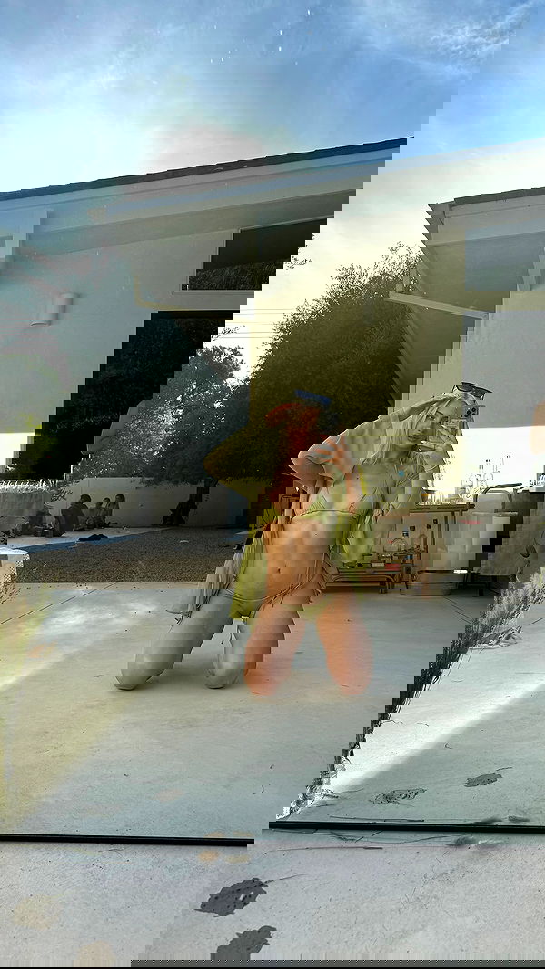 alexandramarianna alexandramarianna archive image