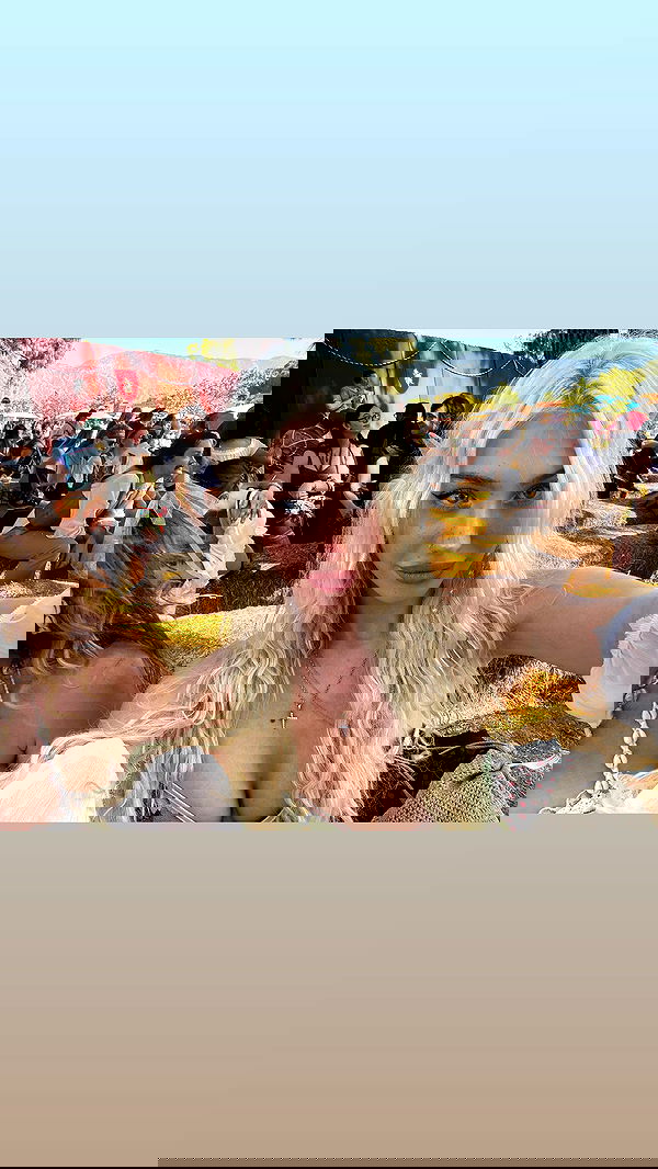 alexandramarianna alexandramarianna archive image