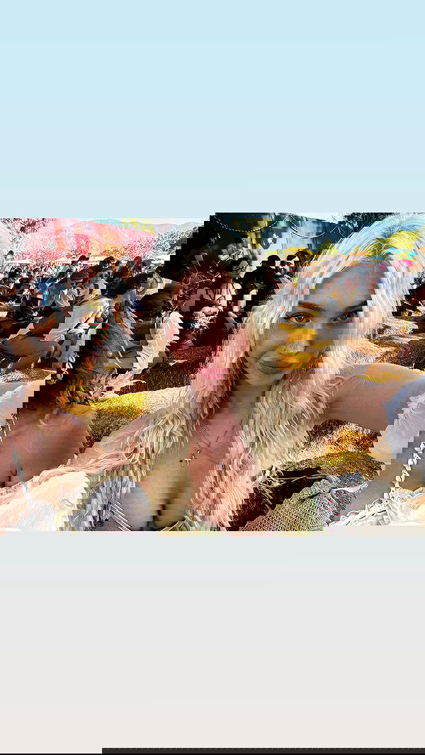 alexandramarianna alexandramarianna archive image