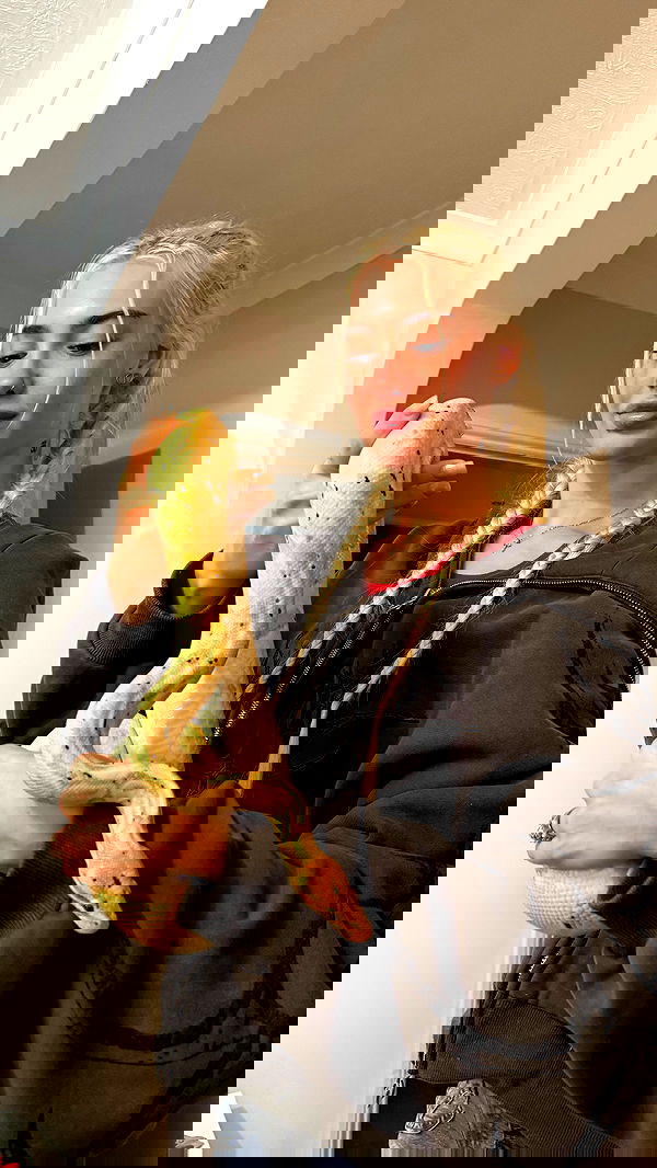 alexandramarianna alexandramarianna archive image