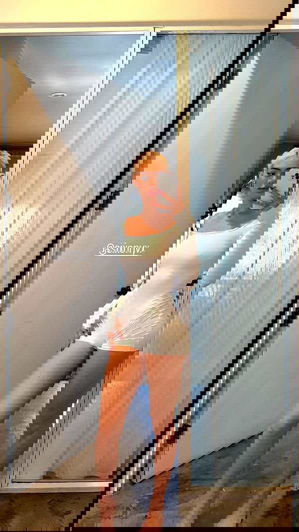 alexandramarianna alexandramarianna archive image