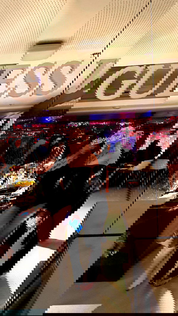 alexandramarianna alexandramarianna archive image